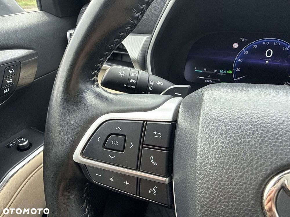 Toyota Highlander 2.5 Hybrid Executive - 27
