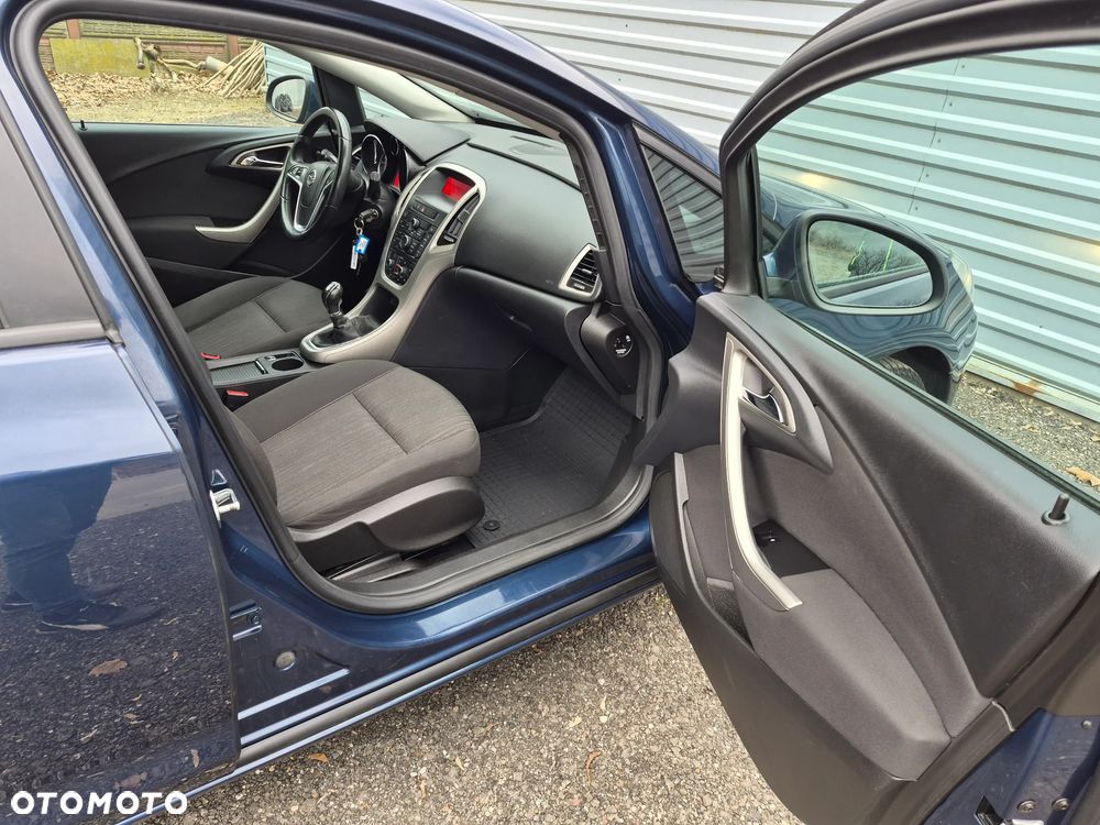 Opel Astra 1.4 T Enjoy - 22