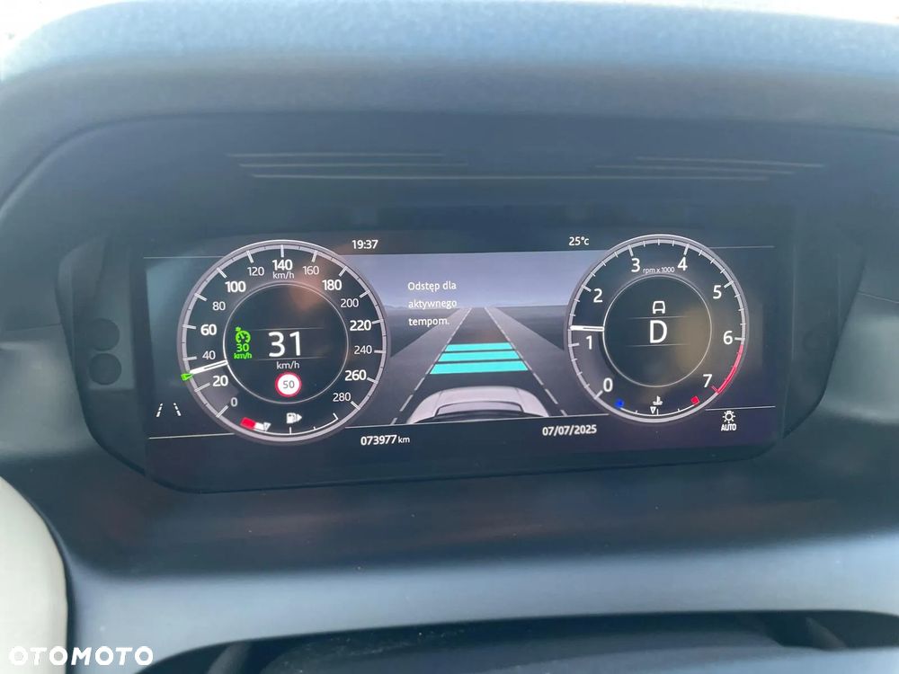 Land Rover Discovery Sport ver-2-0-p200-mhev-hse - 33