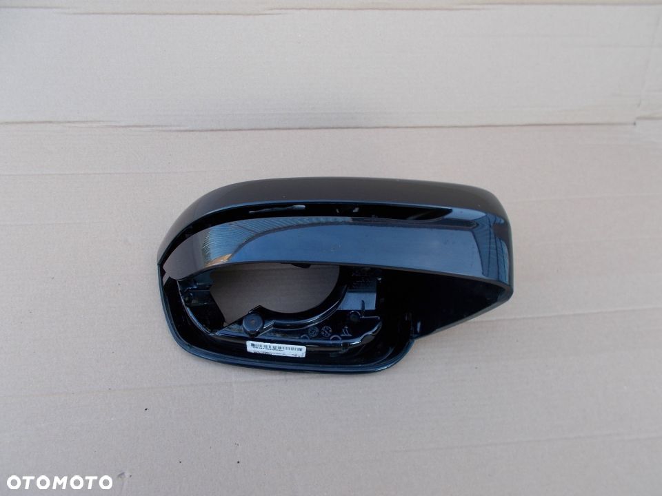 OBUDOWA LUSTERKA PRAWA BMW 5 G30 7 G11 C0181102 - 2
