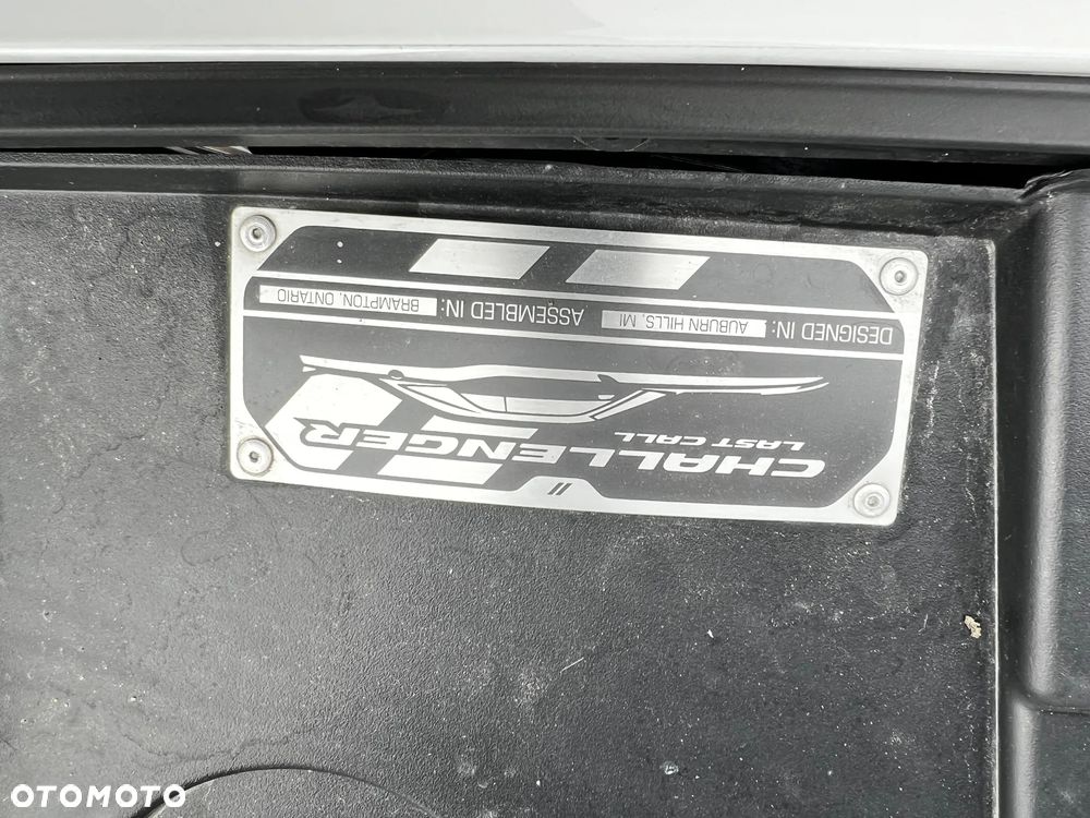 Dodge Challenger 5.7 R/T - 17