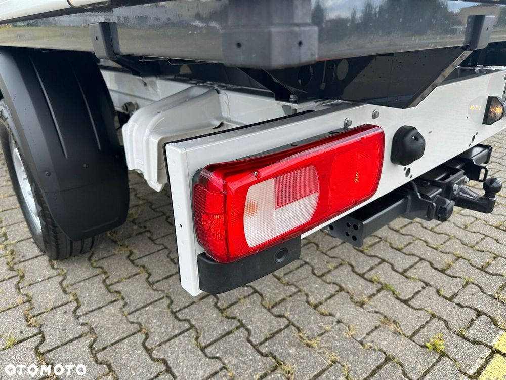 Volkswagen Crafter 35 2.0 TDI ChDC 3640 140 KM DOKA - 25
