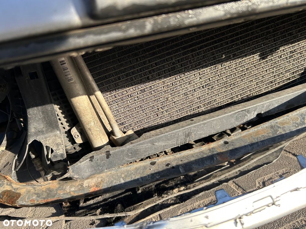 Volkswagen Passat - 15