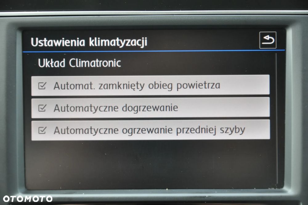 Volkswagen Touran 2.0 TDI SCR Comfortline - 38