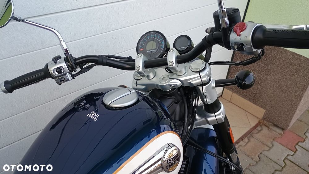 Royal Enfield Super Meteor - 23