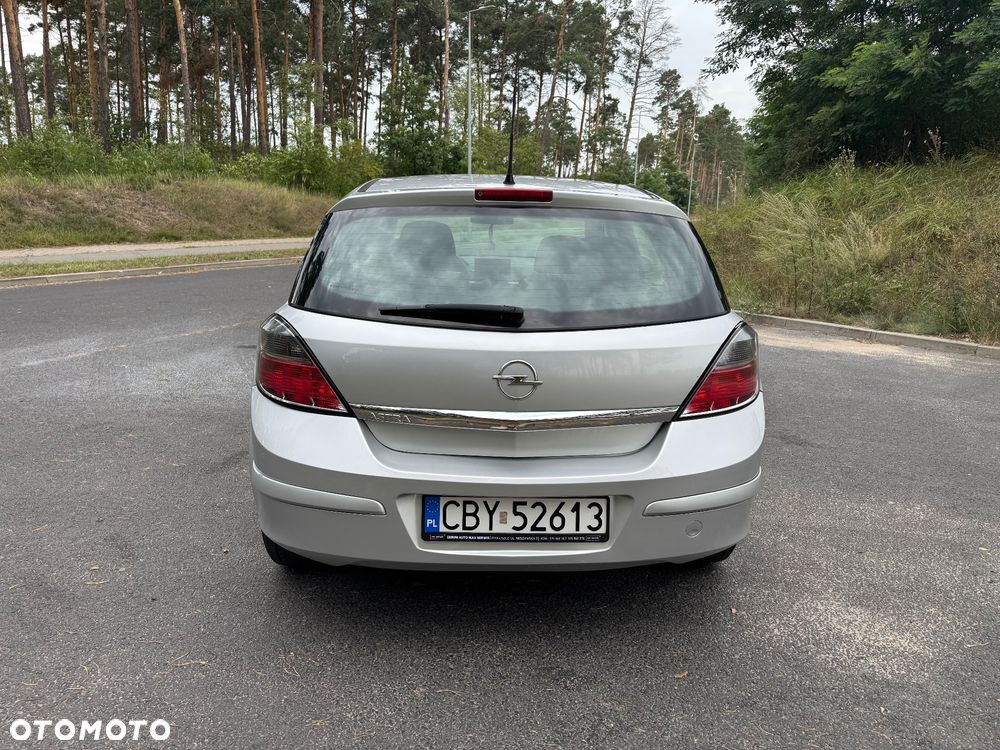 Opel Astra 1.4 Essentia - 5