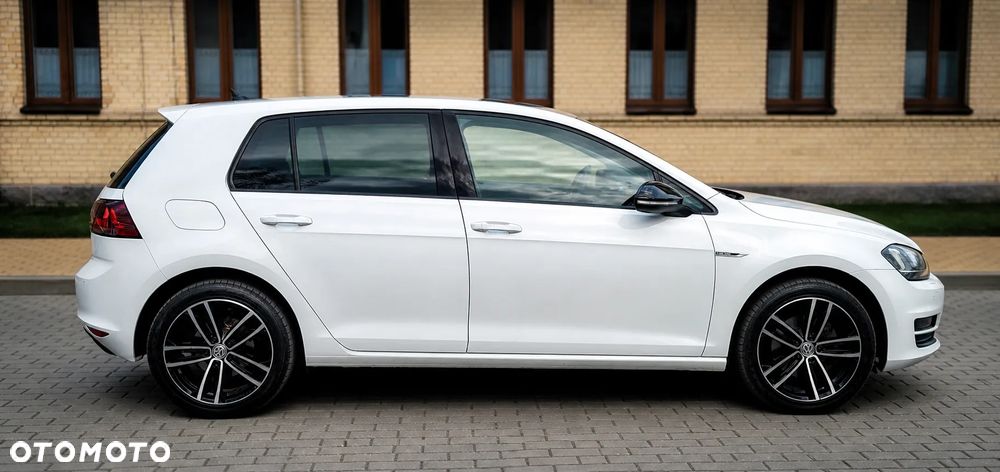 Volkswagen Golf 1.6 TDI BlueMotion Technology Lounge - 5