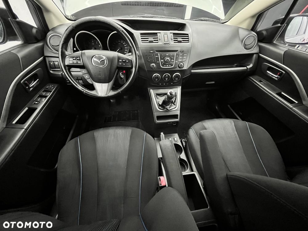 Mazda 5 - 19