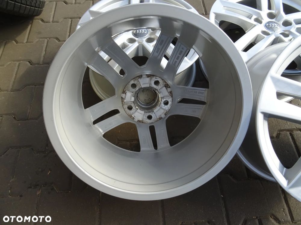 5X112X66,5 7jX17 ET42 AUDI Oryginalne 17 - 7