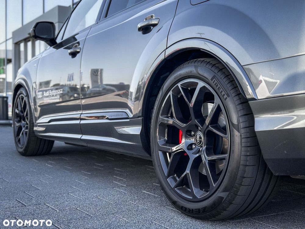 Audi Q7 - 7