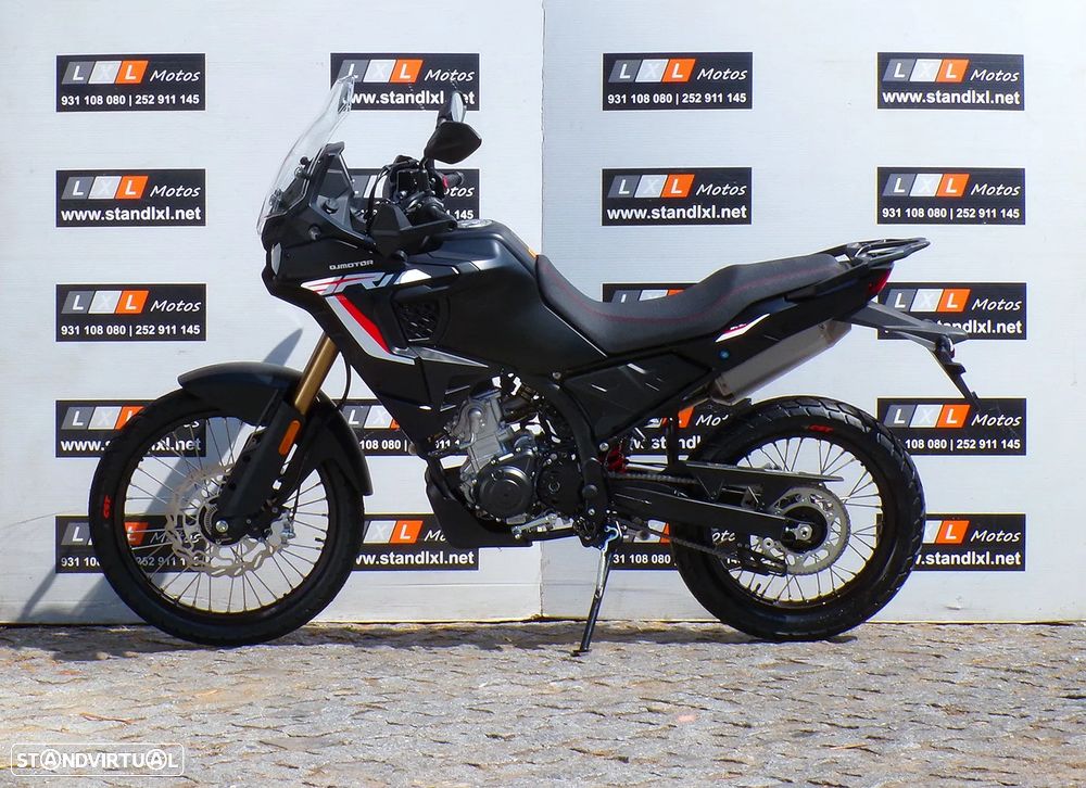 QJ Motor SRT 125DX - 4