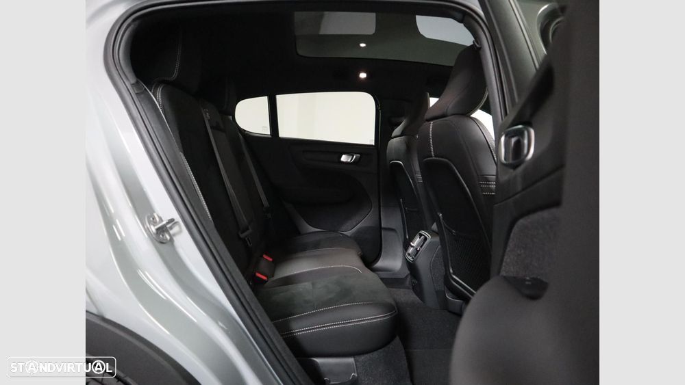 Volvo C40 Recharge Extended Range Ultimate - 11