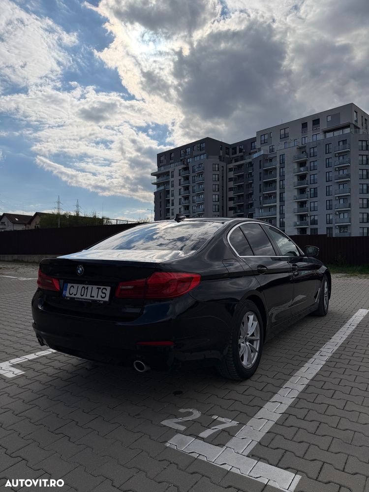 BMW Seria 5 520d xDrive AT - 4
