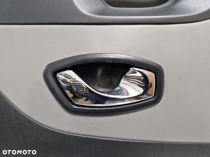 RENAULT TRAFIC III BOCZEK DRZWI PRAWY PRZÓD - 4