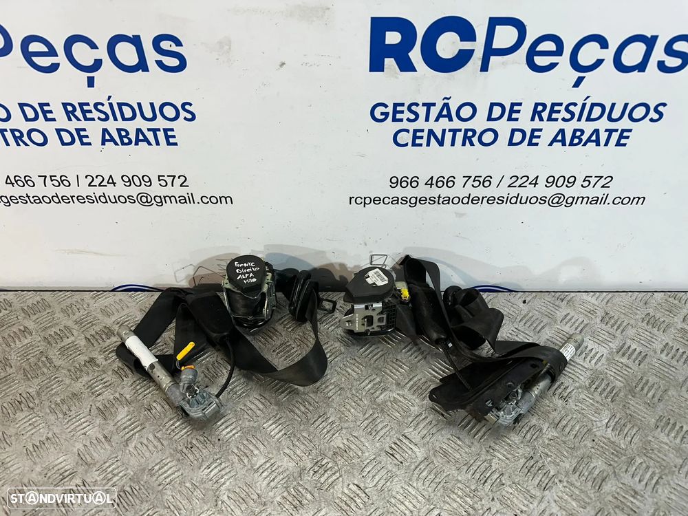 .Conjunto Cinto De Segurança Frontal Direito Esquerdo Original Alfa Romeo Mito 955 2008 - 2018