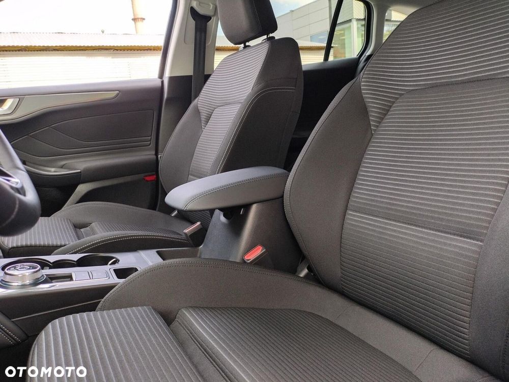 Ford Focus 1.5 EcoBlue Titanium - 28