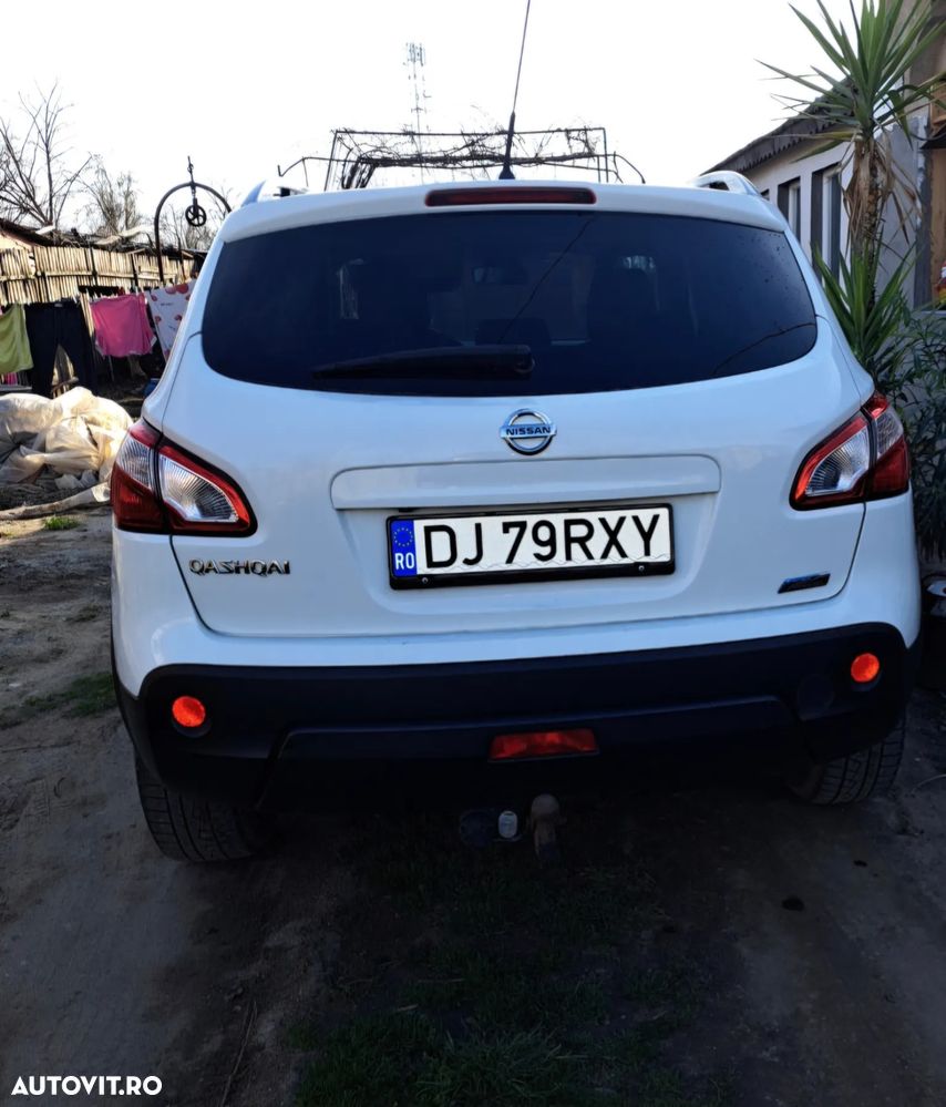 Nissan Qashqai - 2
