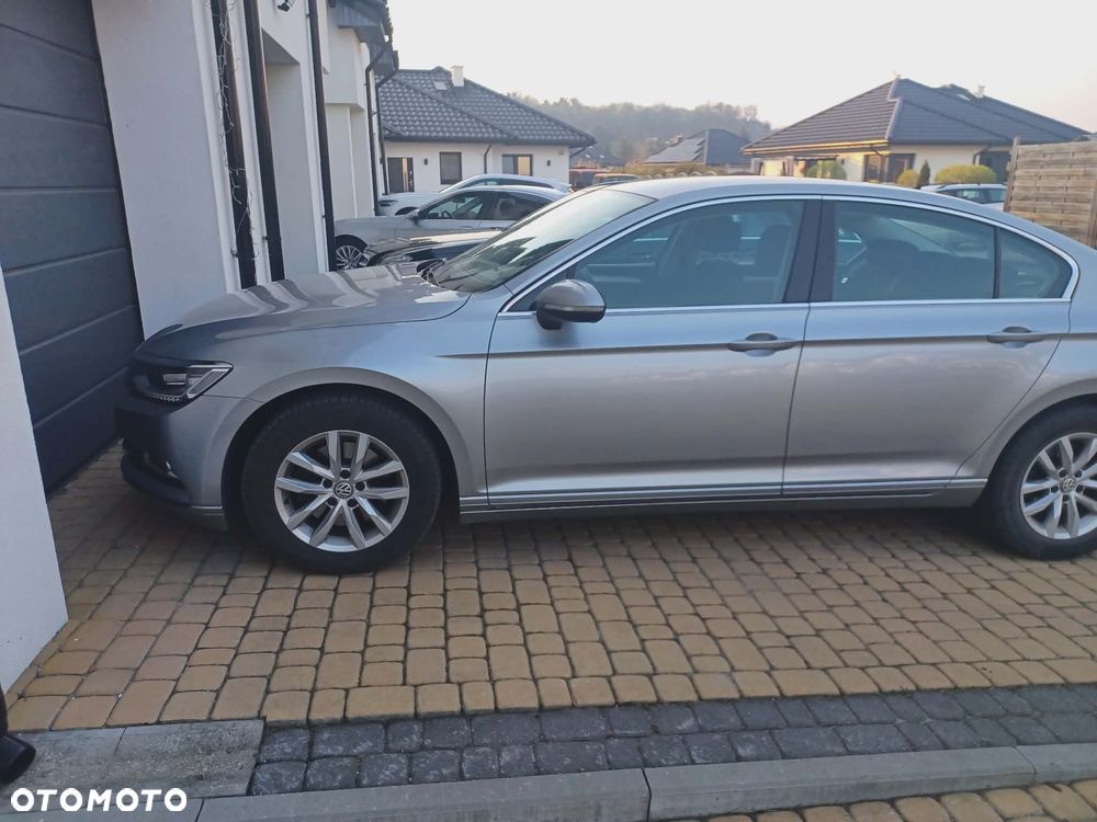 Volkswagen Passat 2.0 TDI EVO Business - 4