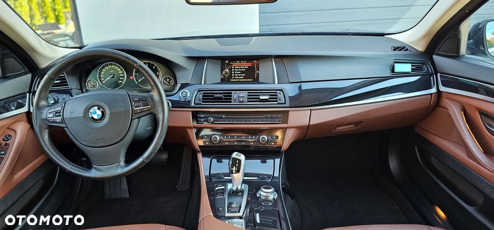 BMW Seria 5 520d - 14