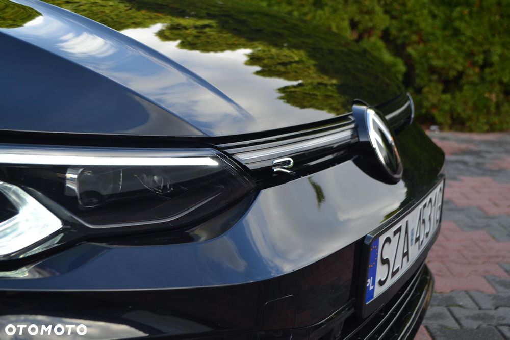 Volkswagen Golf 2.0 TSI 4Motion R DSG - 9