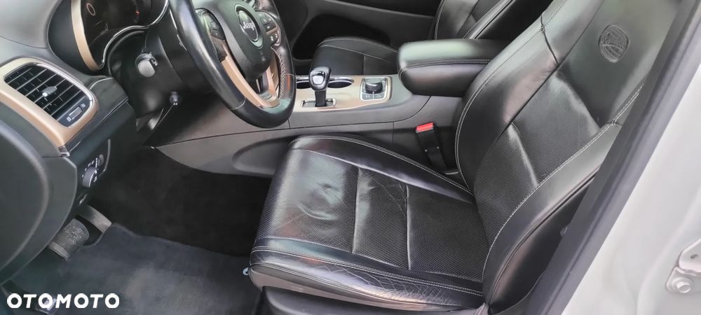 Jeep Grand Cherokee - 11