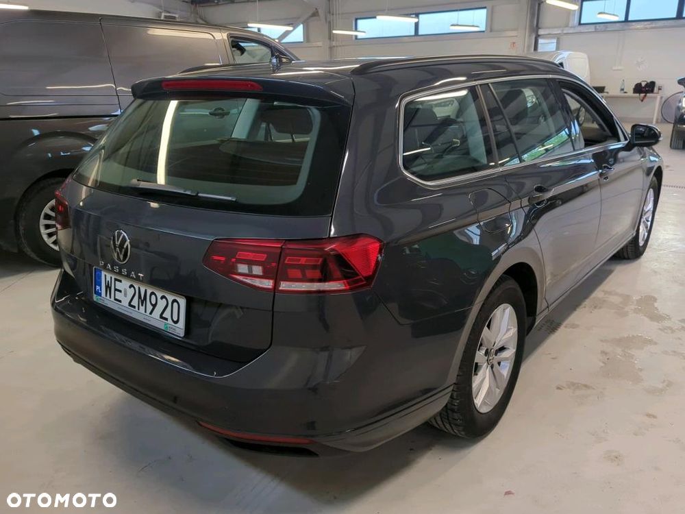 Volkswagen Passat Variant 1.5 TSI EVO Business DSG - 4