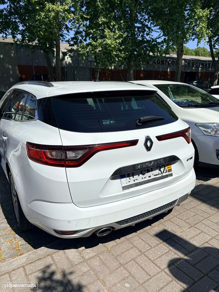 Renault Mégane Sport Tourer - 6