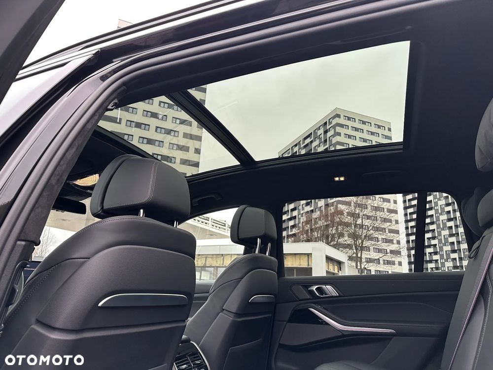 BMW X7 xDrive40d mHEV M Sport sport - 22