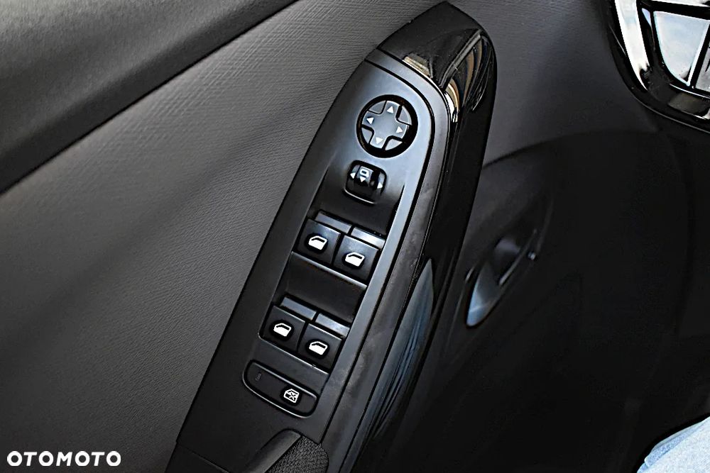 Citroën C4 Grand Picasso BlueHDi 120 Exclusive - 28