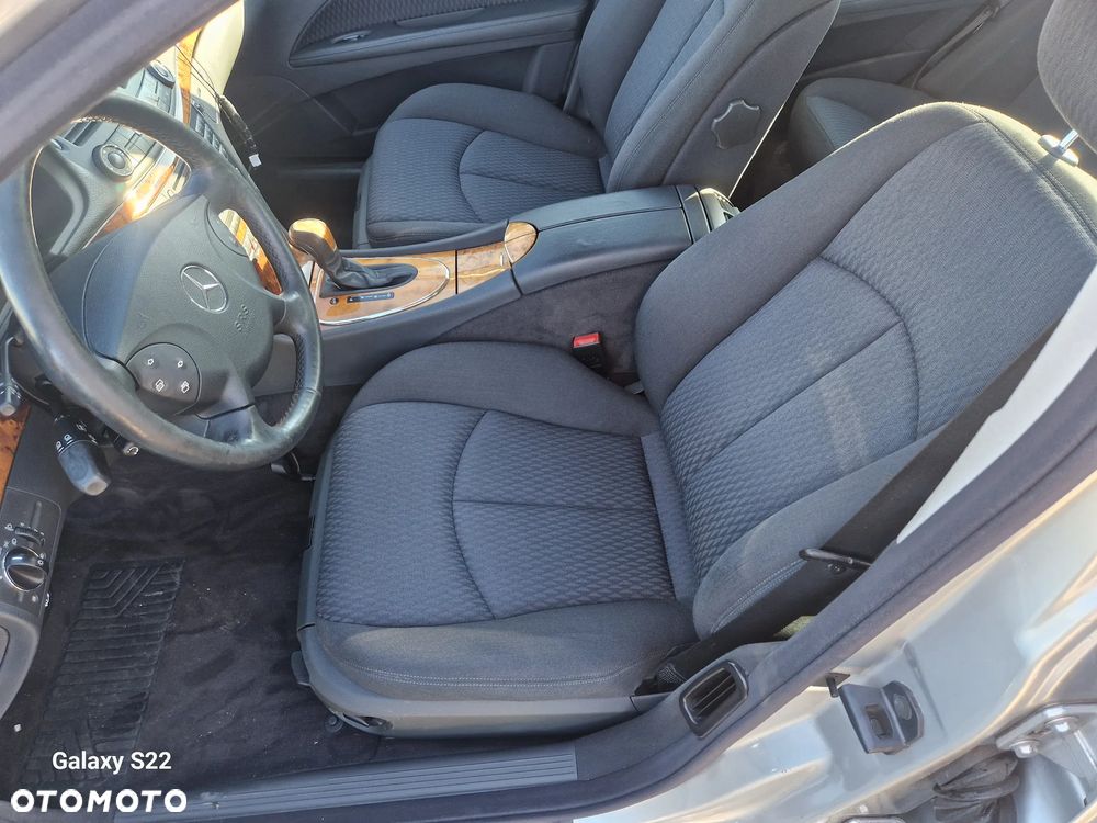 Mercedes-Benz Klasa E - 17