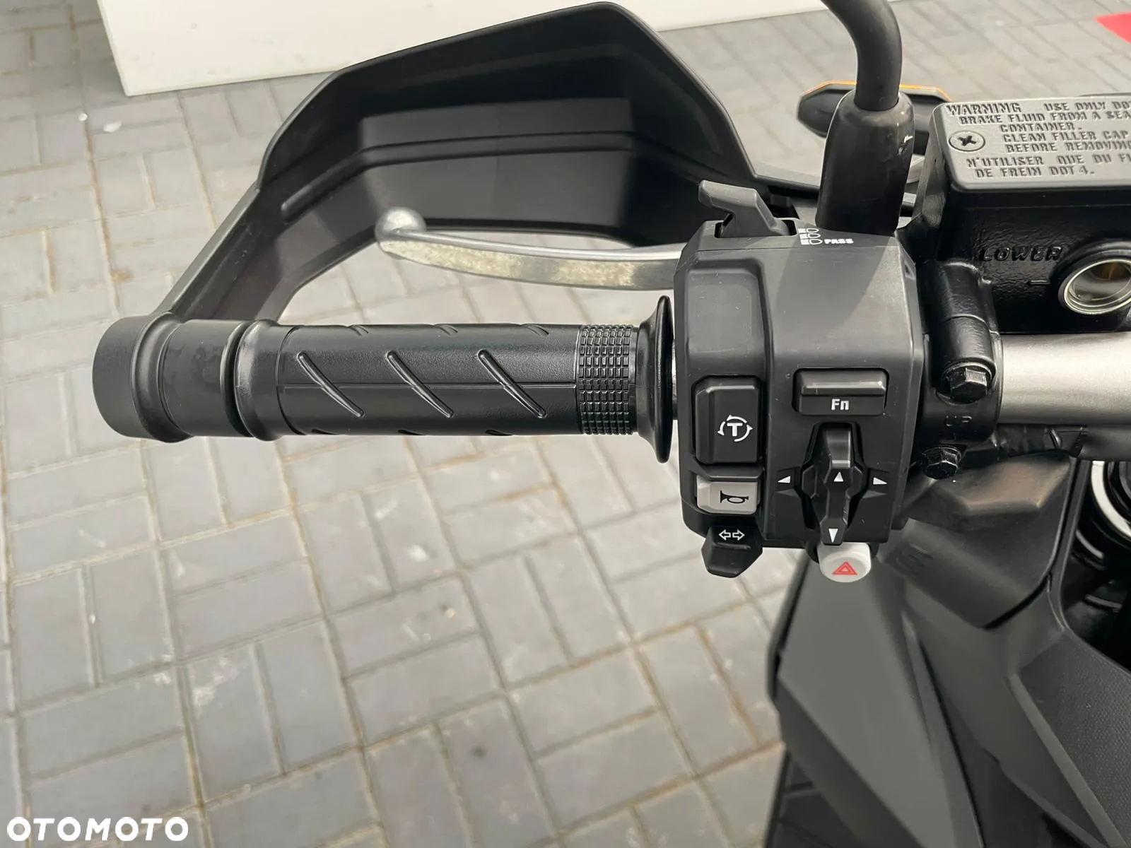 Honda ADV350 - 9