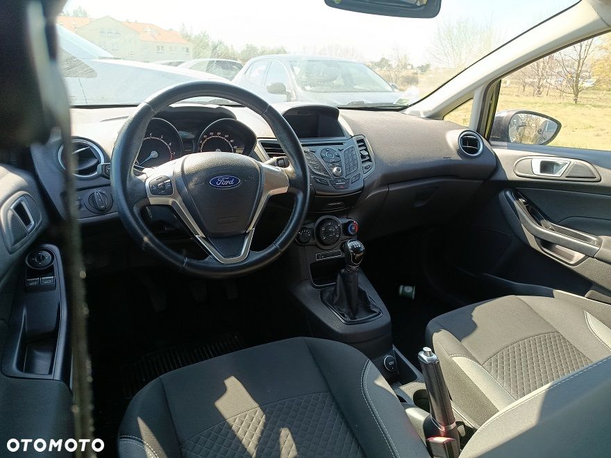 Ford Fiesta - 9