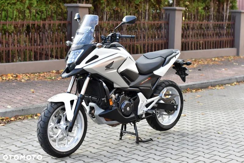 Honda NC - 24