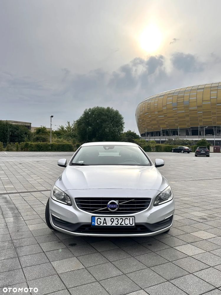 Volvo V60 D4 Drive-E Momentum - 2