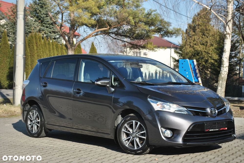 Toyota Verso 1.6 Premium 7os - 6