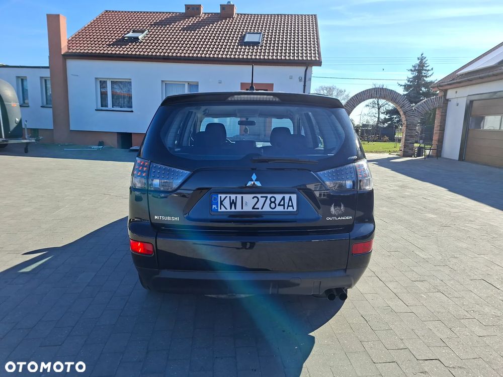 Mitsubishi Outlander 2.0 DI-D 4WD Intense - 5