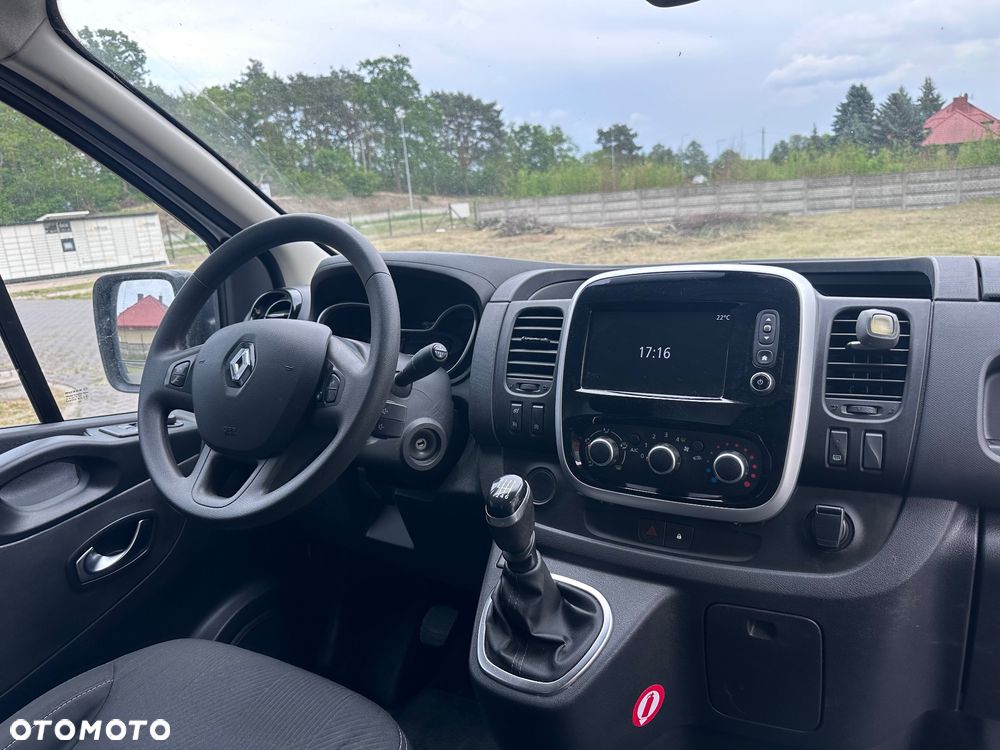 Renault Trafic - 11