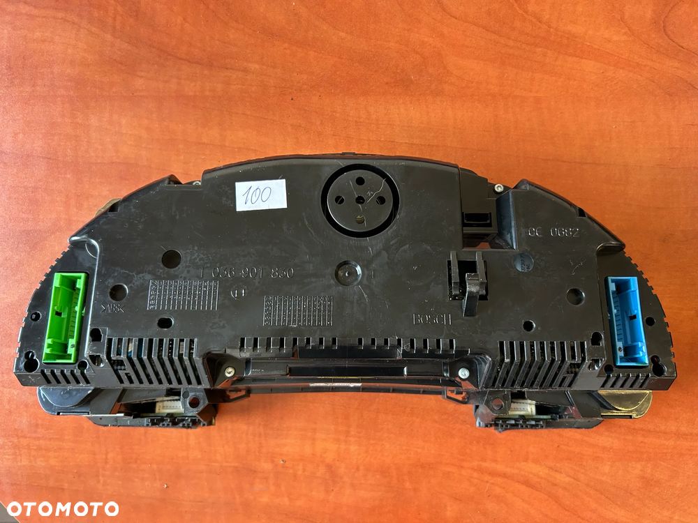 AUDI A4 B7 2.0 TDI LICZNIK 0263664226 8E0920932 - 2