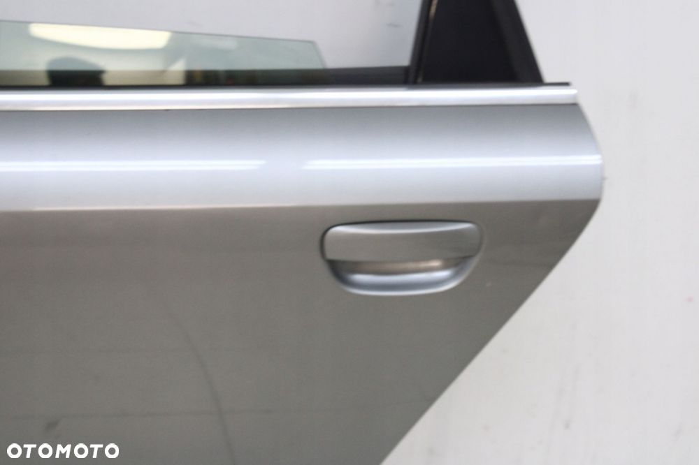 AUDI A4 B6 KOMBI DRZWI LEWE TYLNE TYŁ LEWY LY7Q - 3