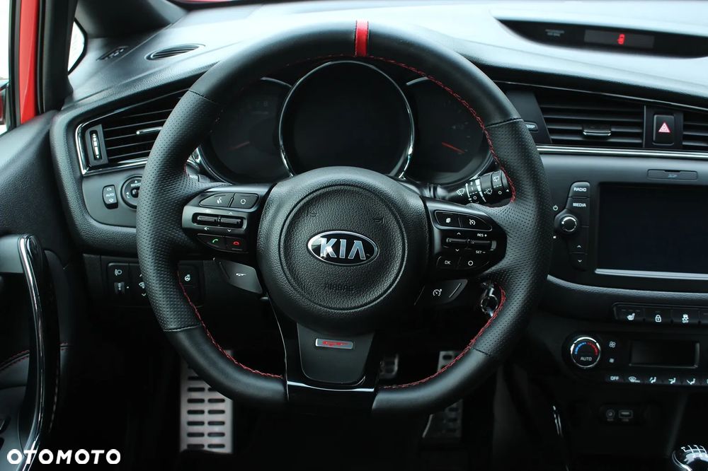 Kia Ceed 1.6 T-GDI GT-Challenge - 19