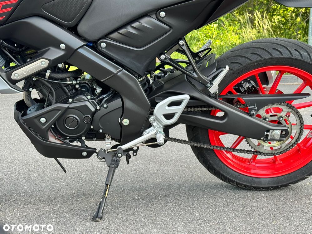 Yamaha MT - 12