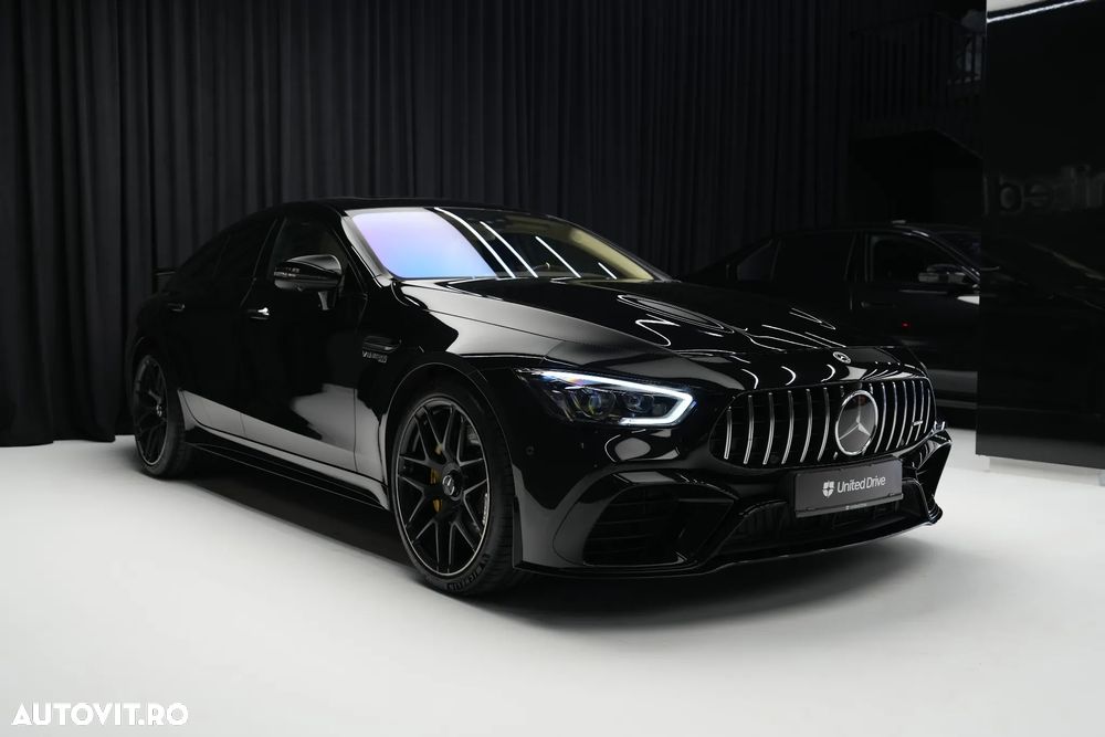 Mercedes-Benz AMG - 5