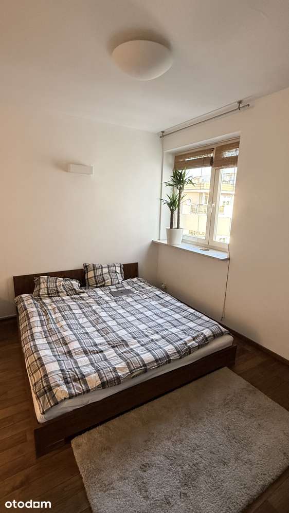 Przestronne 60.5 m² z balkonem, klimatyzacją i garderobą