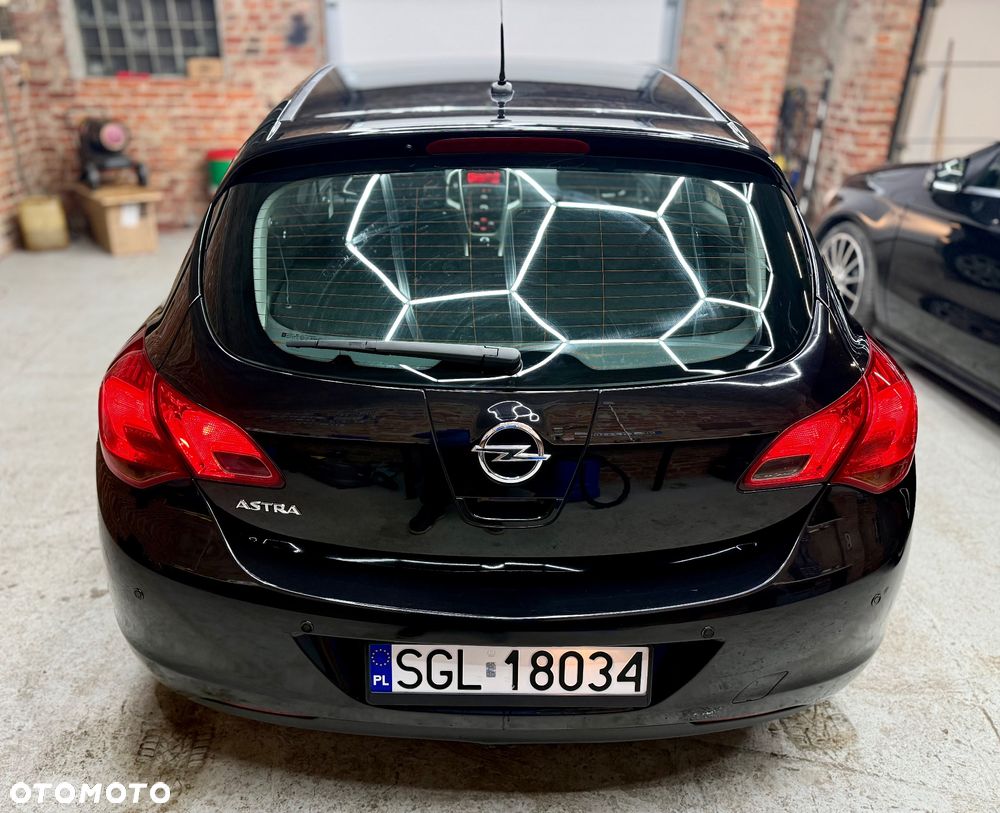 Opel Astra 1.6 Active - 10