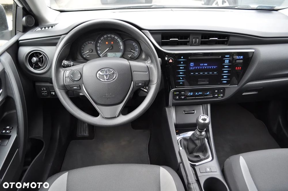 Toyota Auris 1.33 VVT-i Comfort - 34