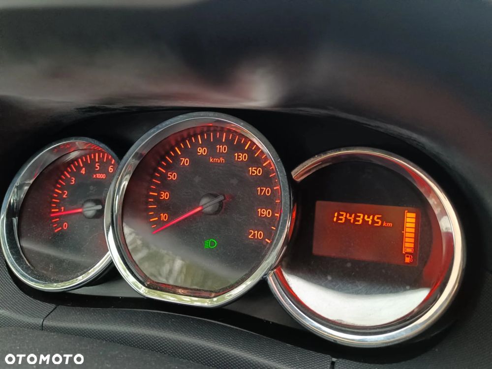 Dacia Duster 1.2 TCe Laureate - 4