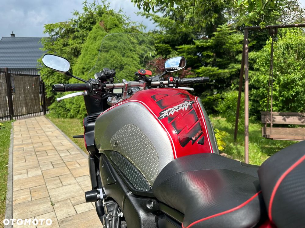 Yamaha FZ - 13
