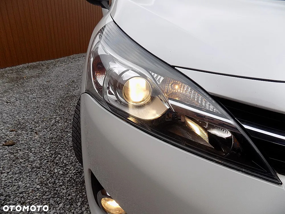 Toyota Verso 1.6 D-4D 5-Sitzer Start/Stop Executive - 25