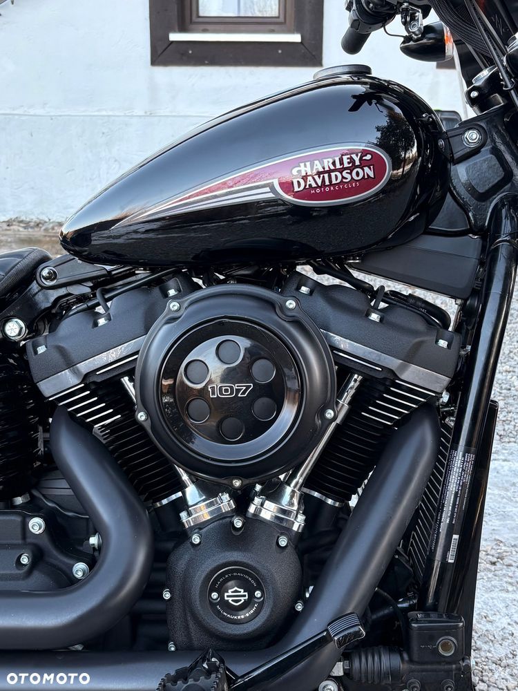 Harley-Davidson Softail Street Bob - 9