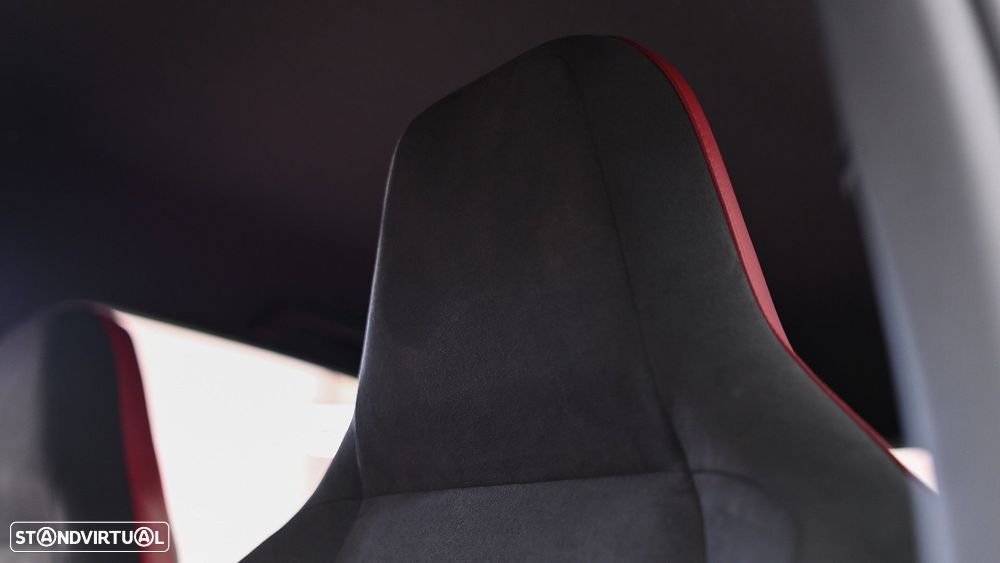 VW Golf 2.0 TSI GTI Clubsport DSG - 54